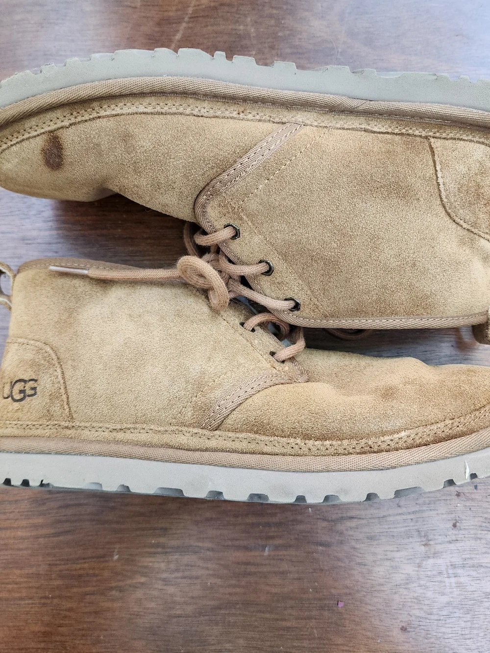 UGG Neumel Suede Lace Up Chukka Boots Chestnut Men's Size [9]